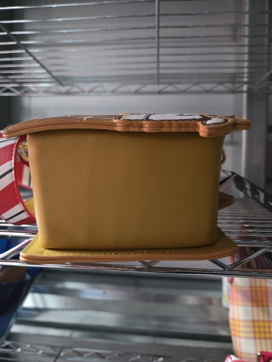 Loungefly Peanutd  Snoopy Gingerbread Crossbody Bag NWT - Picture 6 of 6